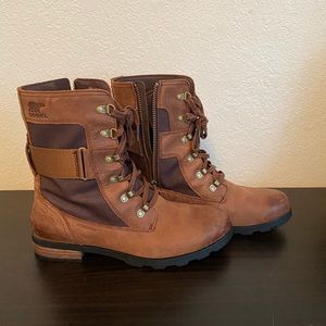 Sorel Women’s Emelie Conquest Boots Size 10.5 - Great Condition